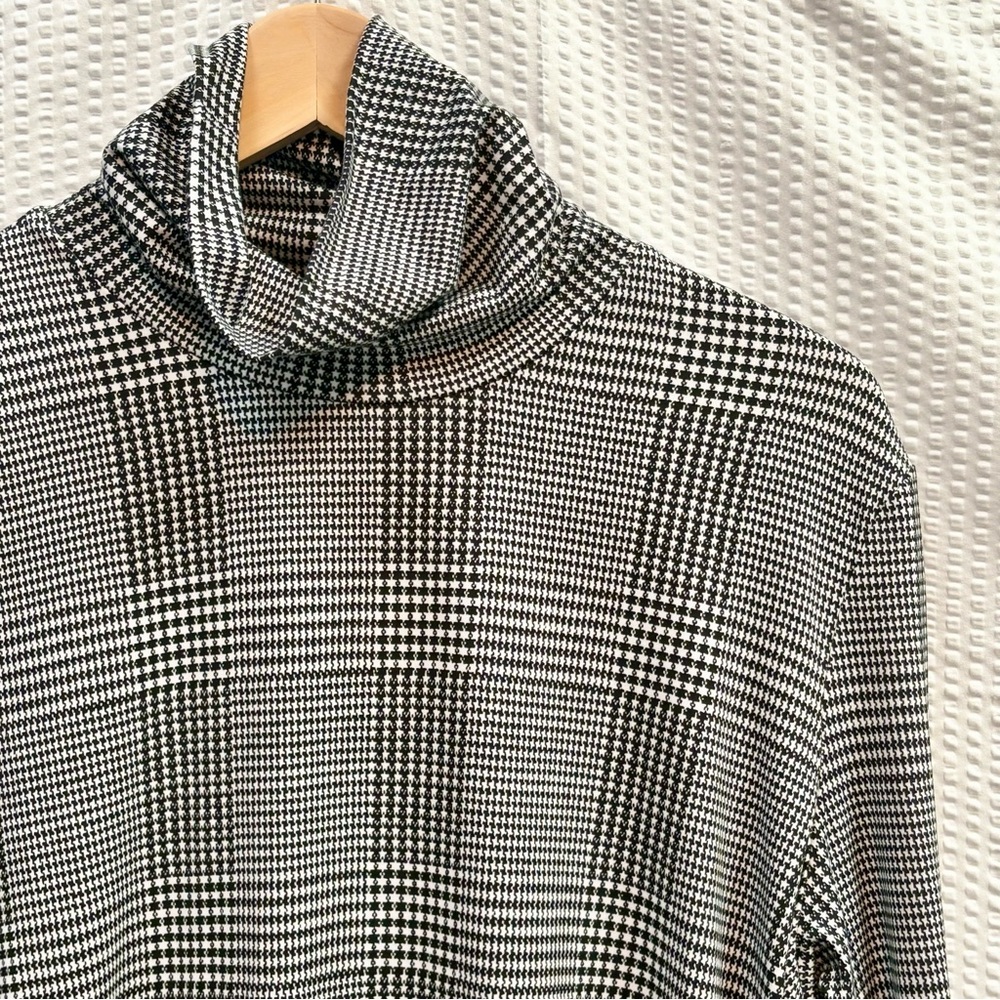 Brooks Bros. Houndstooth Turtleneck